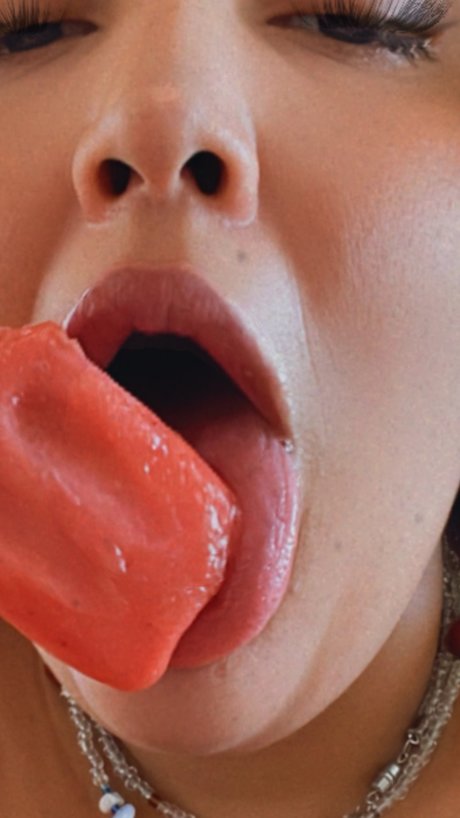 Bad to the Bone free actress img