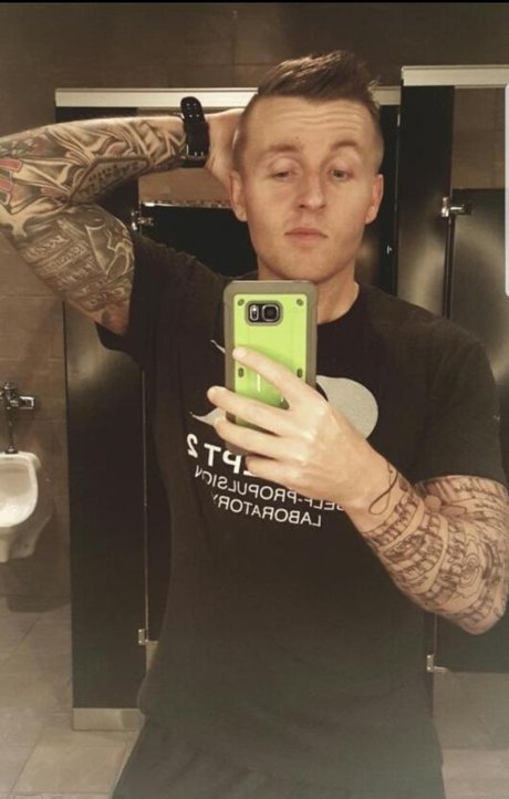 Justin Daniels free star photos