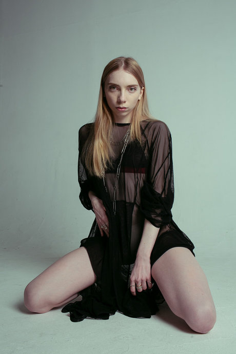 Anna Fawn model exclusive images