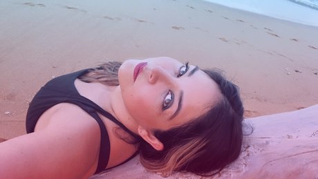 Jezabel Olmos star hd pic