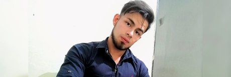 John Gonz lez nude model picture