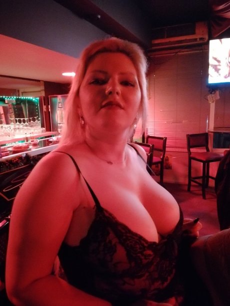 Mistress Kalina nude pornstar pictures