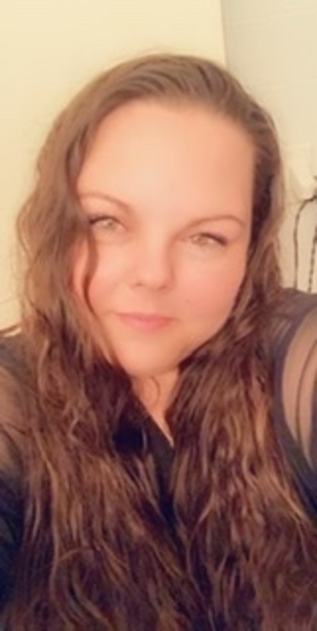 Mistress Angie model perfect pic