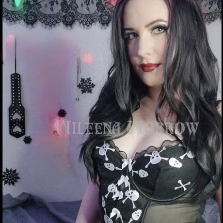 Mileena Morrow free page_ star naked photos