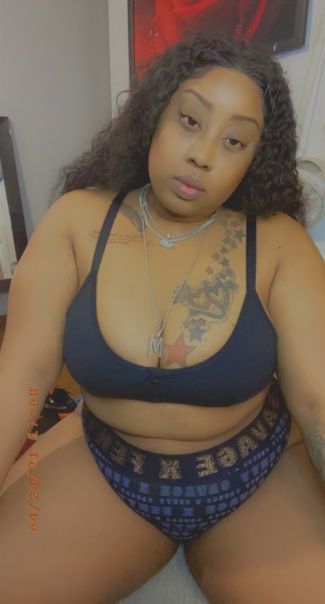 Moe the demon_ star nude galleries