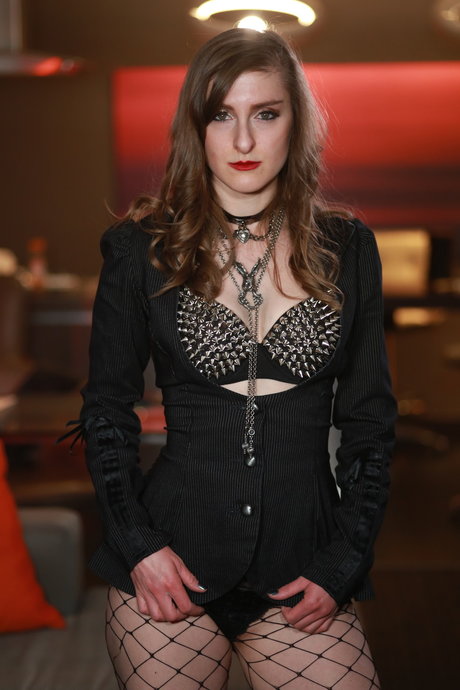 Modesty Blazze hot star archive