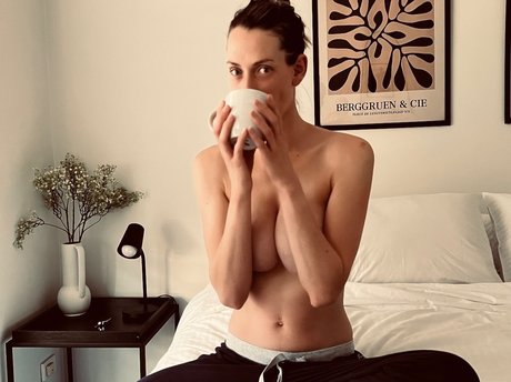 Amelia Grace top actress pic