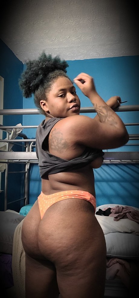 Juicyjeanne star sexy gallery