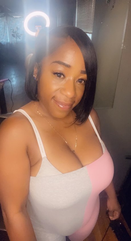 Mjcjoyfull model porn gallery