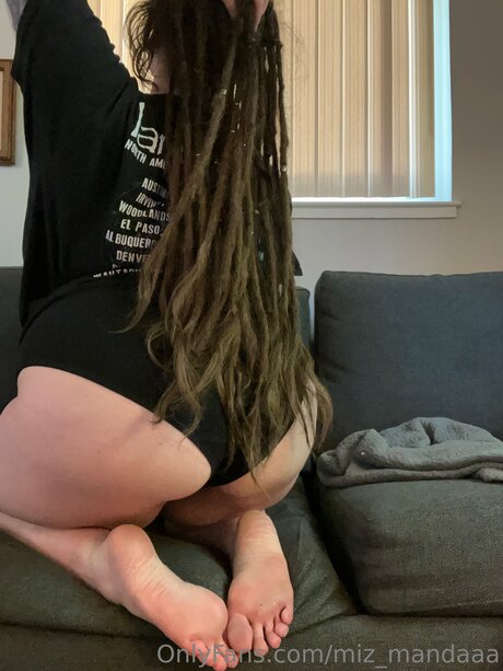 miz mandaaa adult model archive