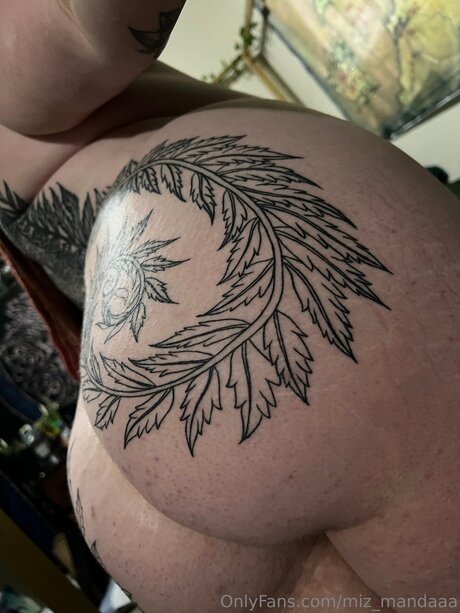 miz mandaaa hd model galleries