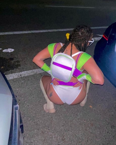 MissRed_ star pornographic img