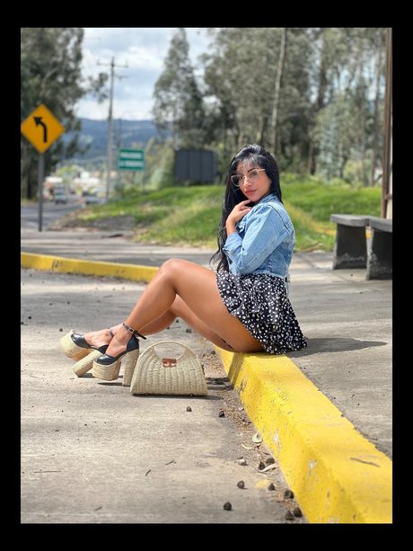 ITATI nude actress photo