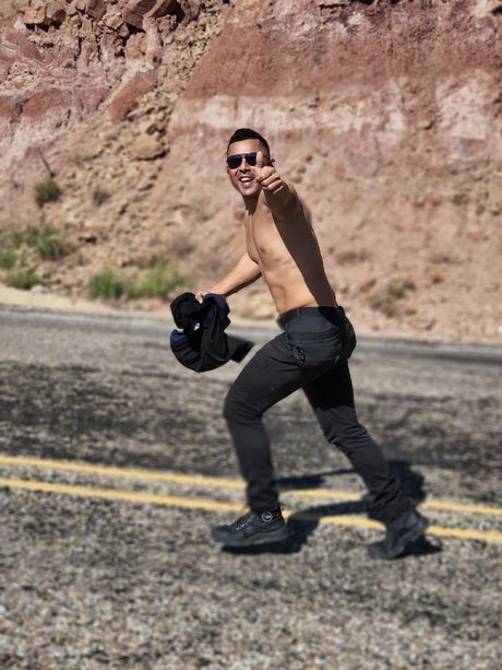 Yojan Sanz model nice img