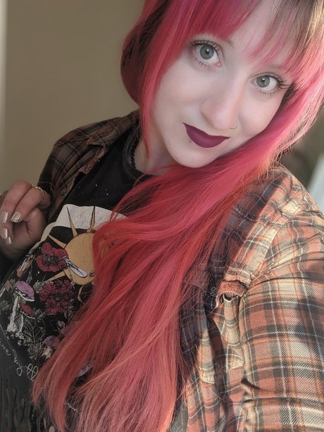 MissDumbLuck exclusive star photo