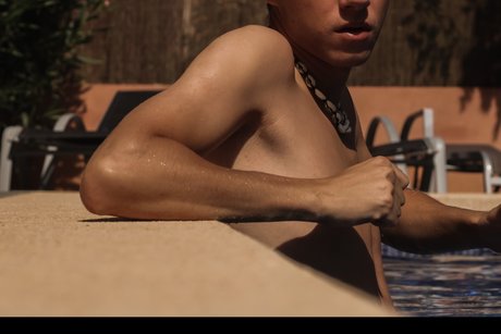 JayPlay adult model pic