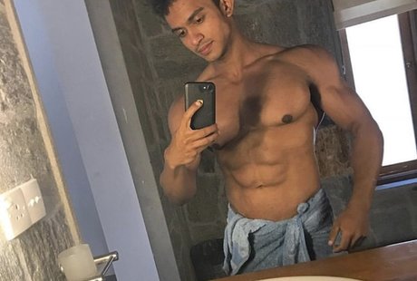 Jay Dawn hot star img