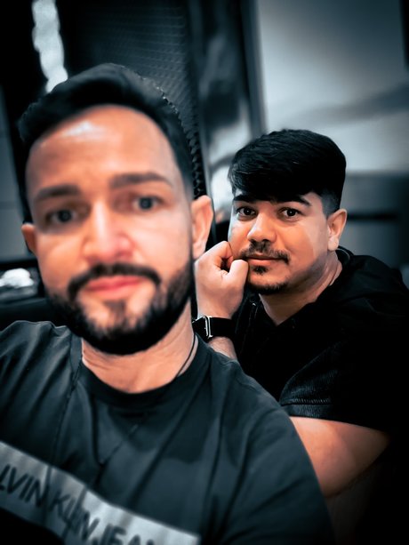 Thiago e Elvis high quality actress pics