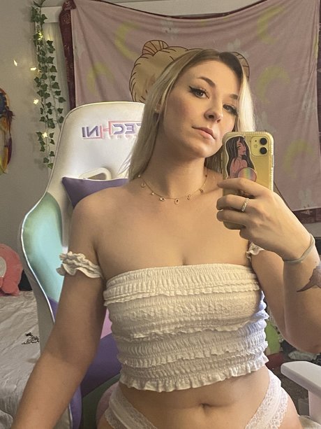 Misty_ star top photo