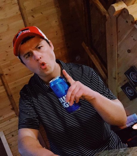 TNTJ star high quality pictures