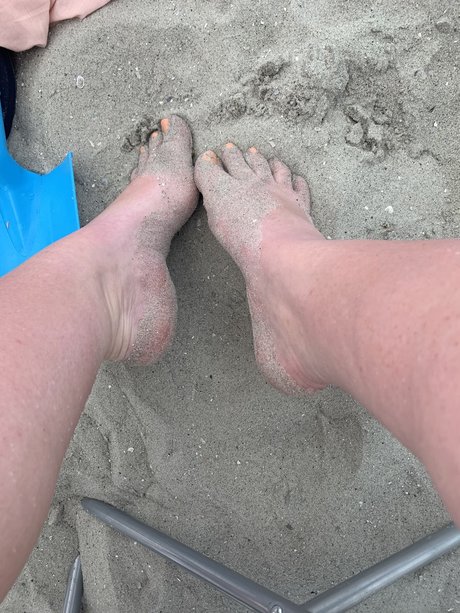 Grace Feet and More high quality star pics