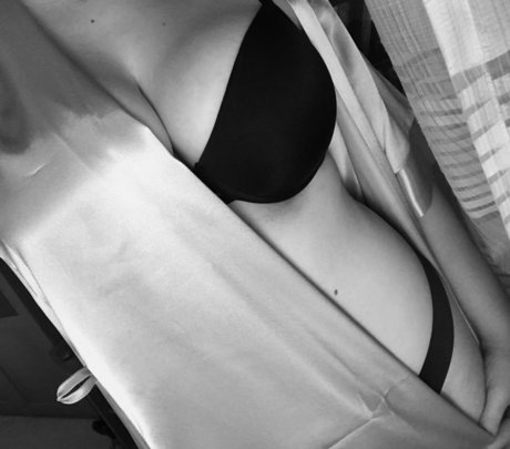 _MoonChild_ pornstar perfect photos