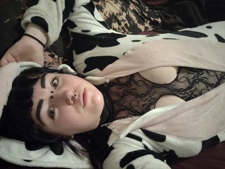 MOO MILF star nudes gallery