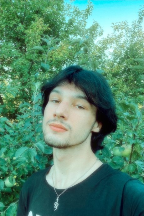 Volodymyr star nude image