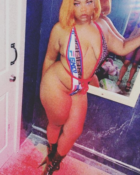 Honey Amor beautiful pornstar archive