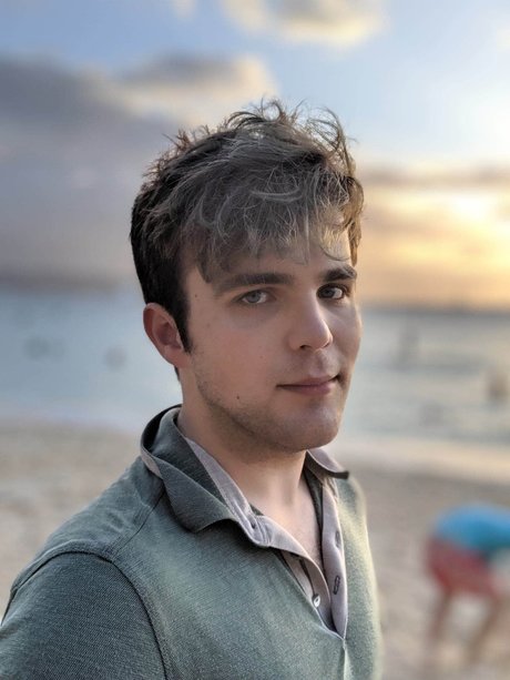 Jake and the Giant_ free star galleries