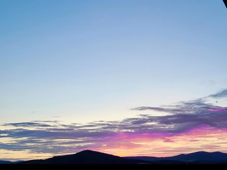 Mondays Chill art star images