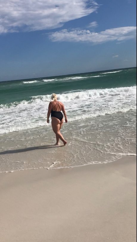 Miss Booty porn actress img