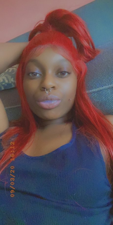 Throat Fairy_ nice model picture