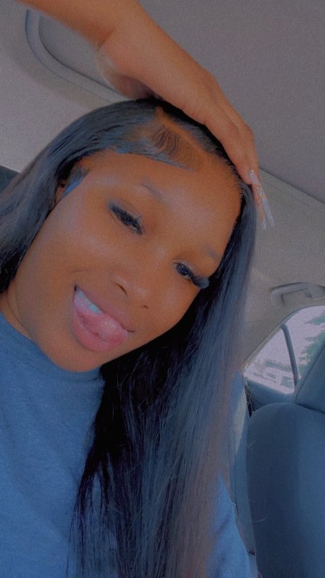 iihearttt c naked star img