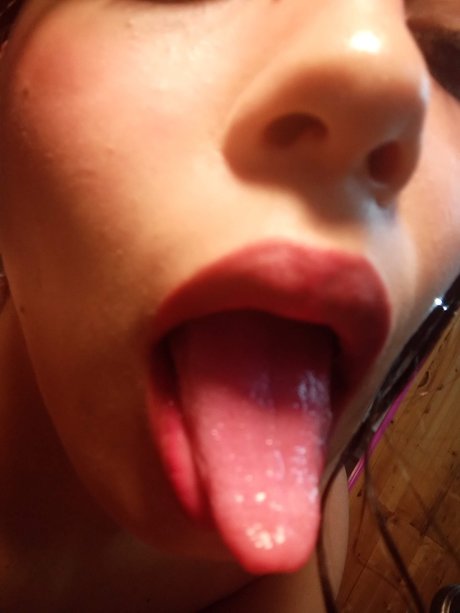 Alexaa exclusive model pic