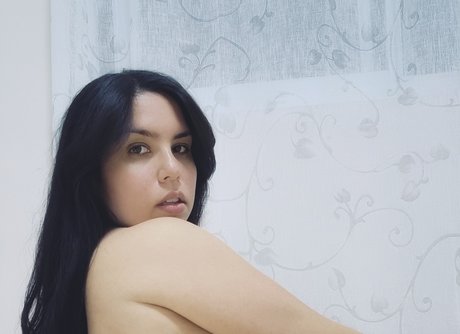 Giudreamer nudes model img