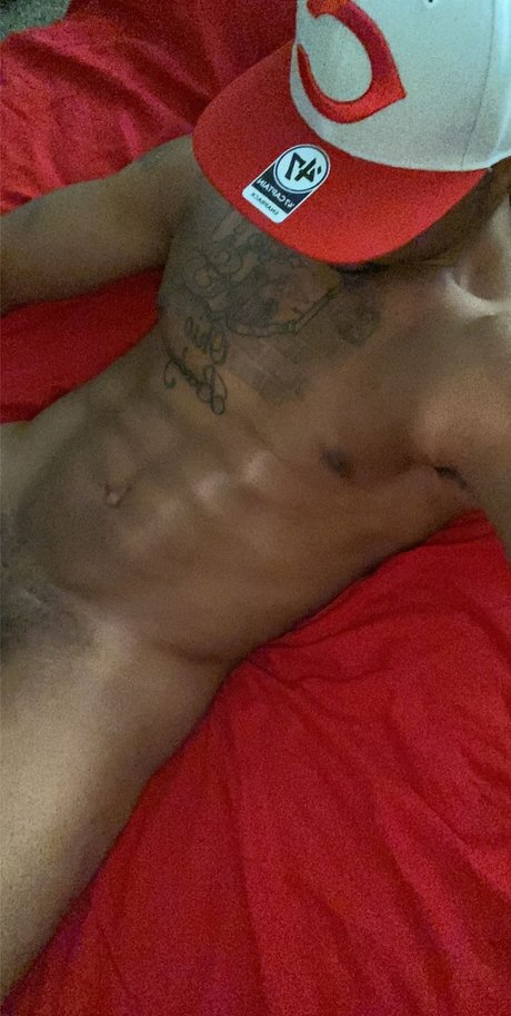 Aaron Bray pornstar naked galleries