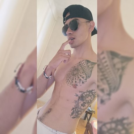 Mr Klein model hot images