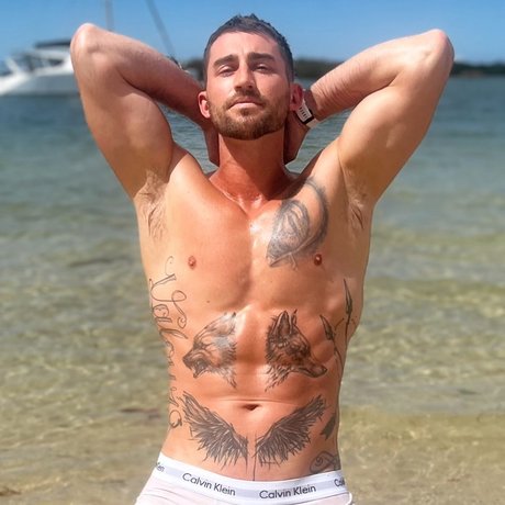 Pretty Boy model top pics