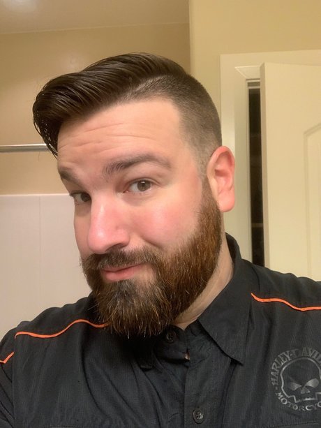 Mr Whispers star sexy photos