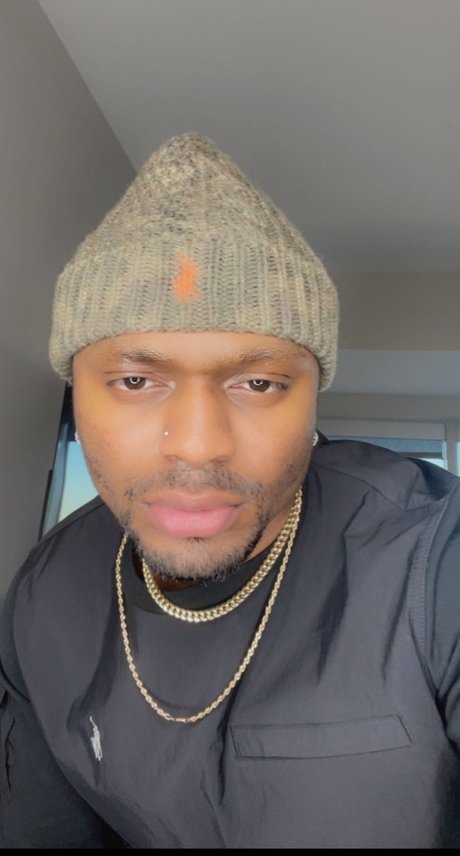 Mr Right Now erotic model images