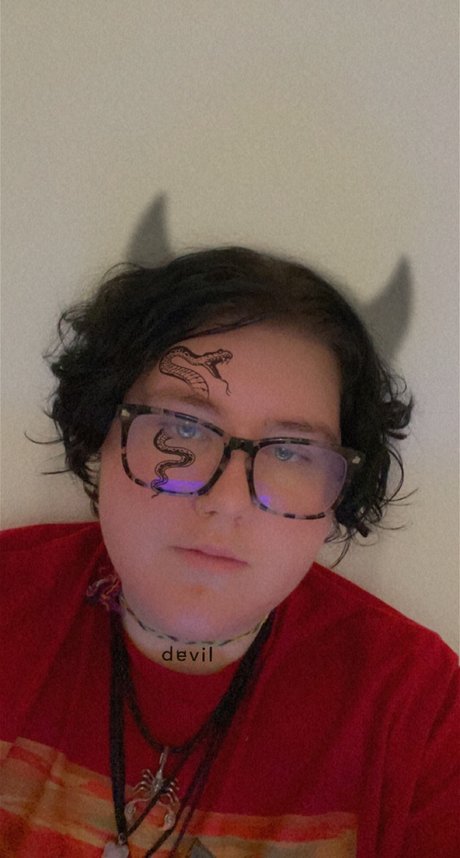 MortisTrans pornstar nude gallery