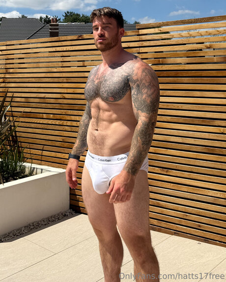 Hatts17 Free free model picture