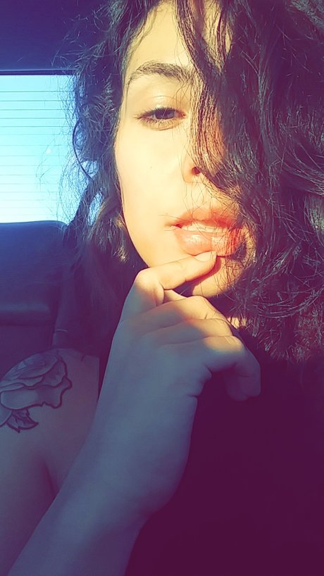 gypsyy model adult photo