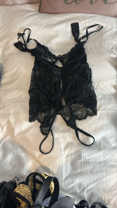 Hattie Grace model archive