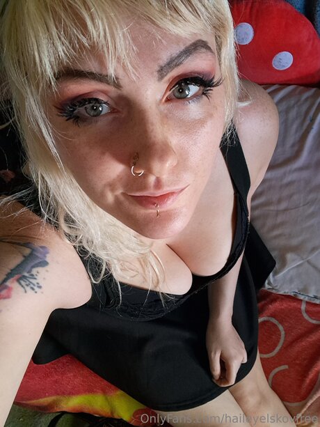 Hailey Elskov model sex archive