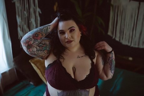 ghoulbabe13 art actress photo