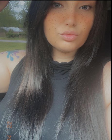 HoneyK free actress pictures