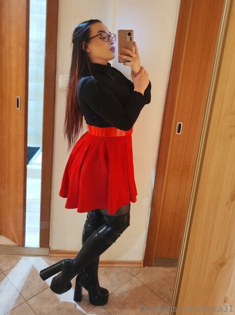 Ewca31 model nude gallery