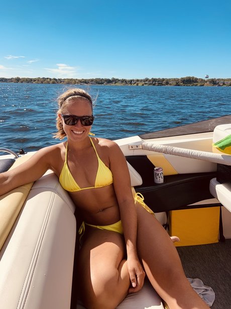 Hanna Ray art actress picture